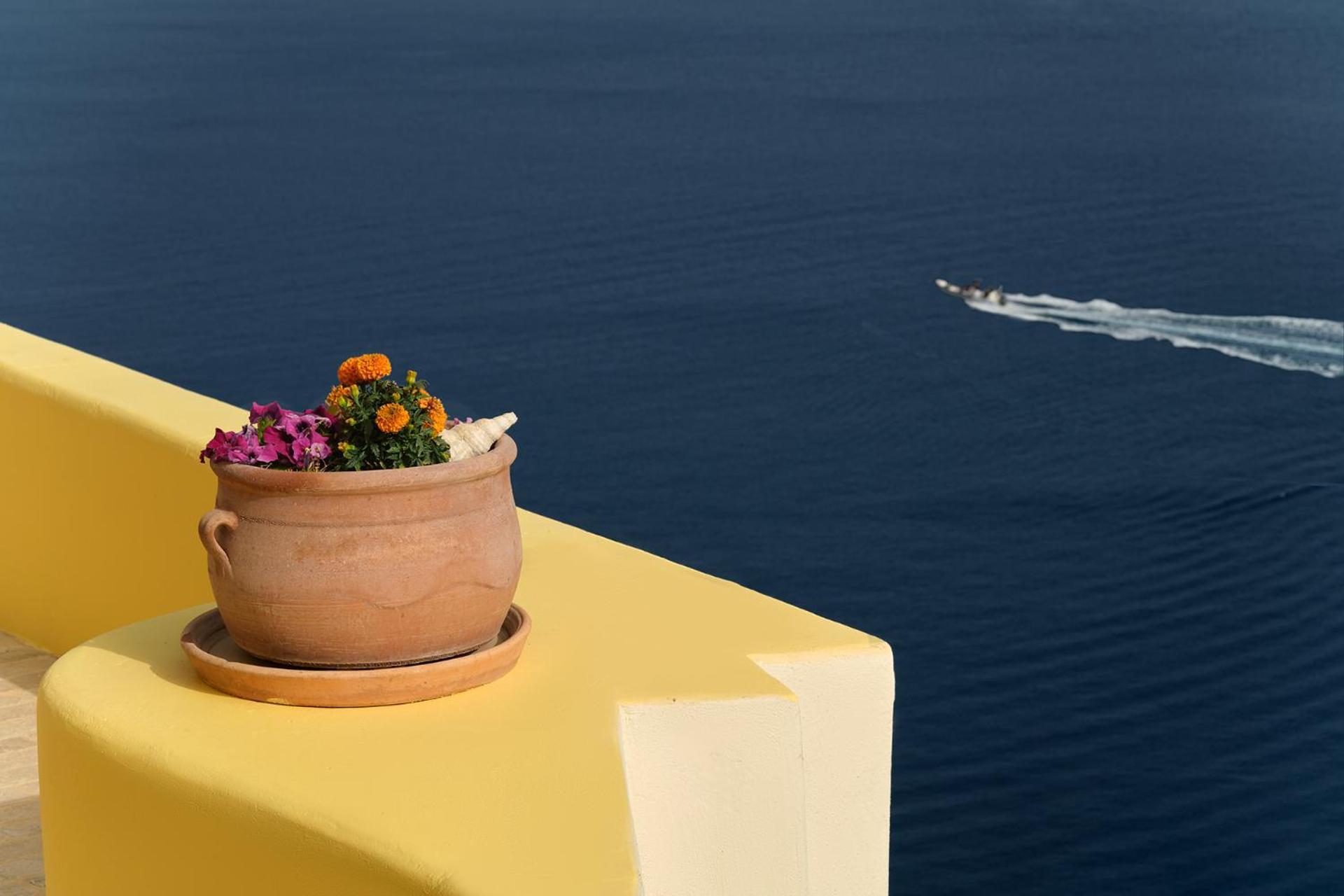 Ilivatos - Elegant Villa On The Caldera'S Edge Ия Экстерьер фото