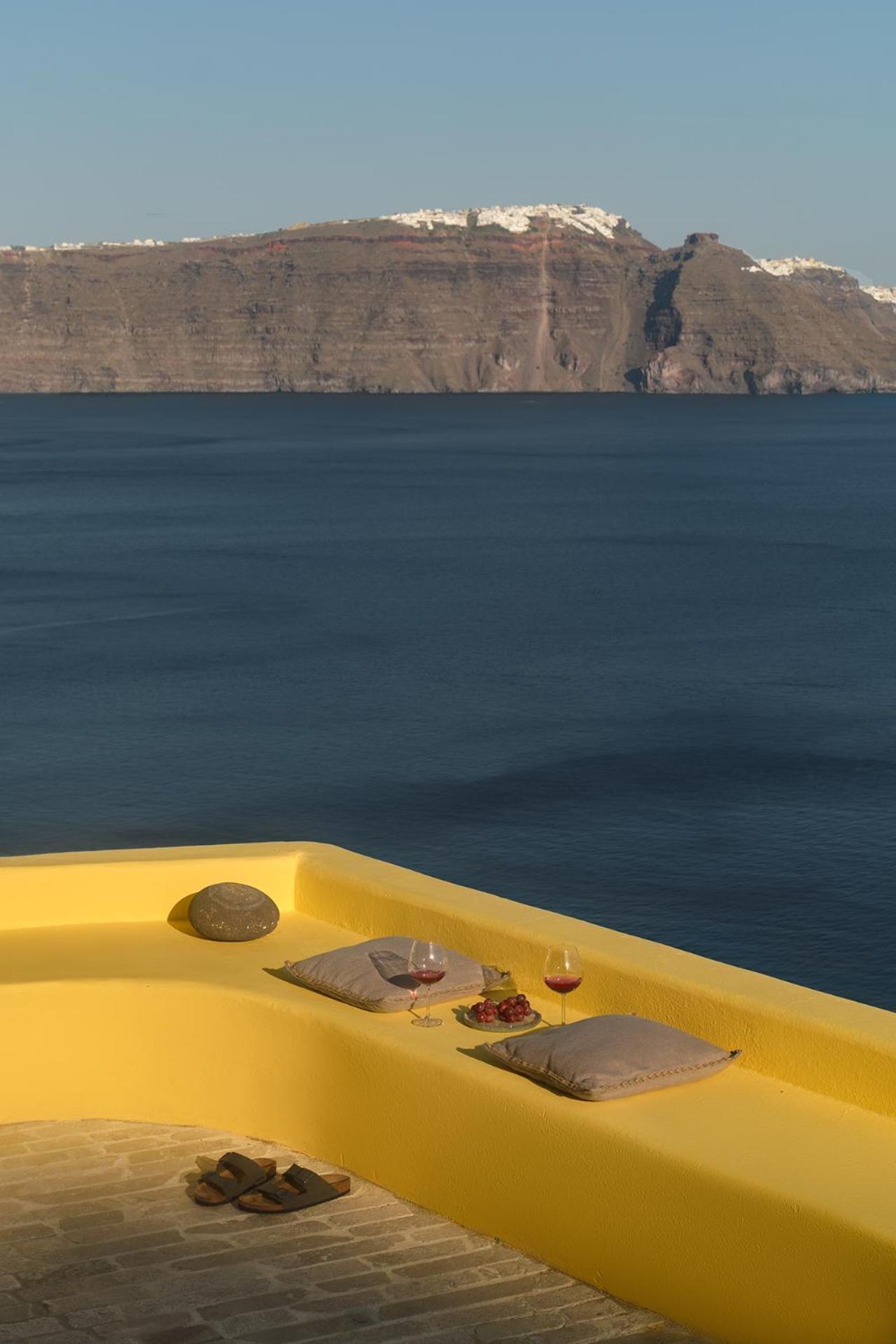 Ilivatos - Elegant Villa On The Caldera'S Edge Ия Экстерьер фото