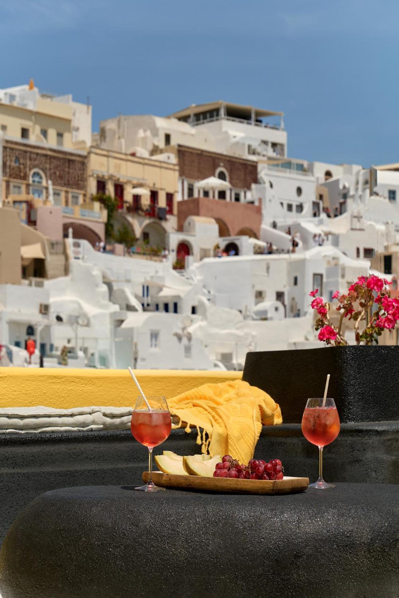 Ilivatos - Elegant Villa On The Caldera'S Edge Ия Экстерьер фото
